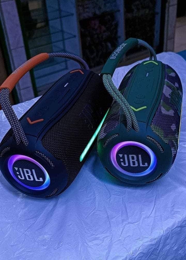 JBL Boombox | Powerful portable bluetooth speaker